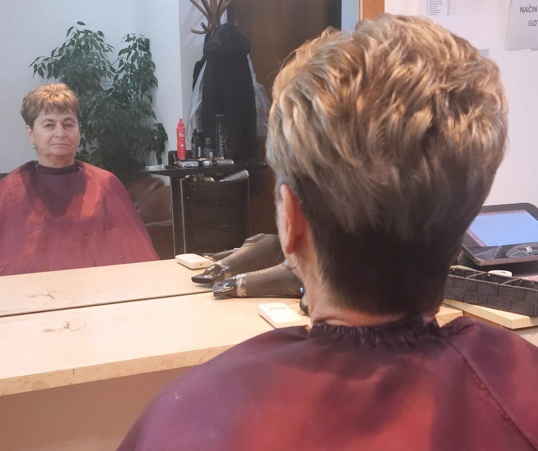 Pramenovi na foliju u salonu Beauty By Martina Slatina